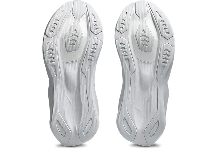 Asics Novablast 6 Women's White/White - Run Vault