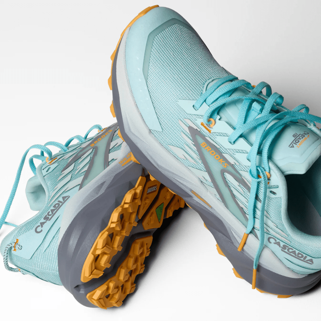 Brooks Cascadia 19 - Women's - (WIDE) 1D - Run Vault