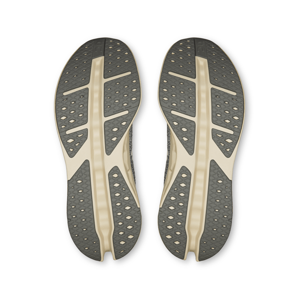 On Cloudsurfer Max – Men’s - Asphalt/Ice - Run Vault