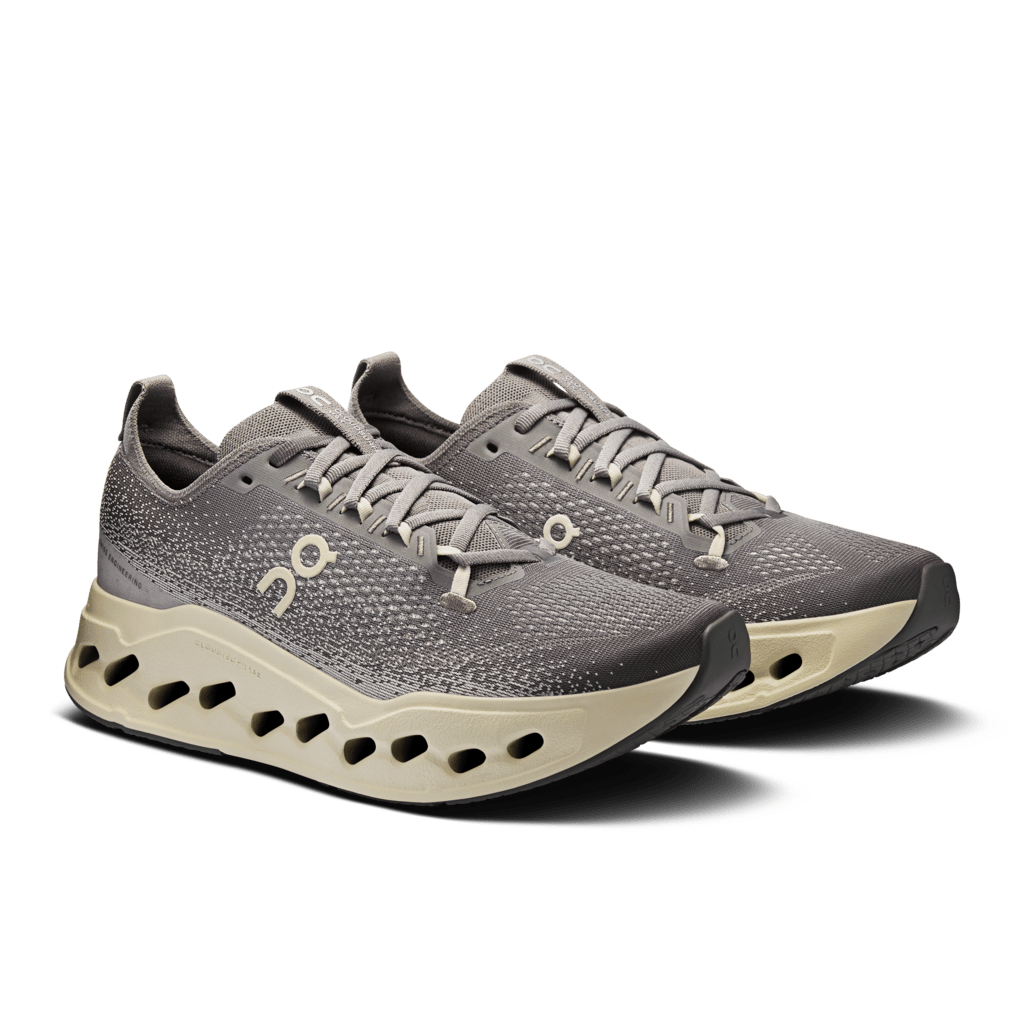 On Cloudsurfer Max – Men’s - Asphalt/Ice - Run Vault