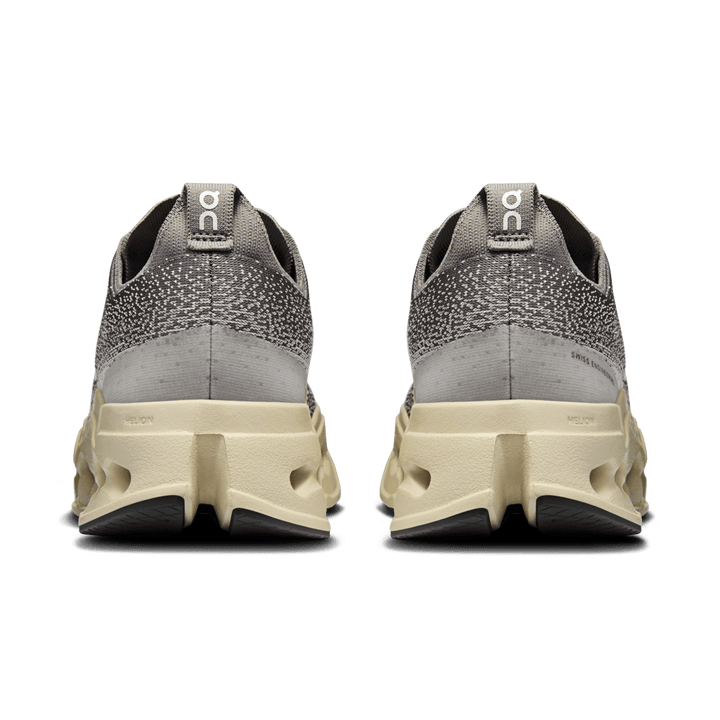 On Cloudsurfer Max – Men’s - Asphalt/Ice - Run Vault