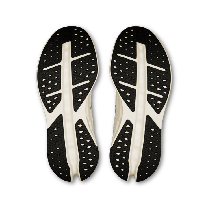 On Cloudsurfer Max – Women's - Run Vault