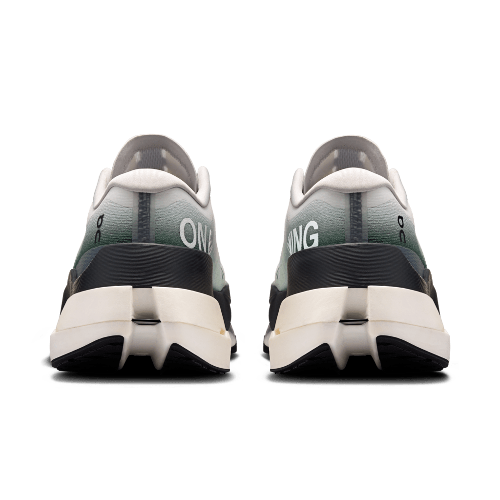 On Running - Cloudboom Max - Mens - Run Vault