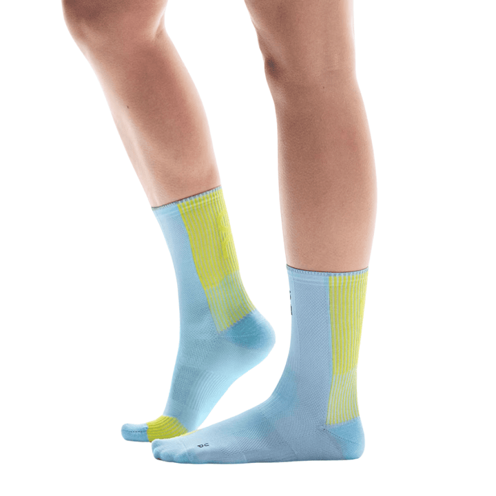 On Running - Performance Run Sock High - Run Vault