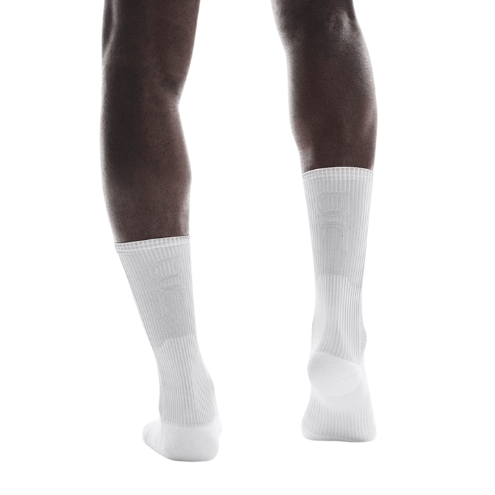 On Running - Performance Run Sock High - Run Vault